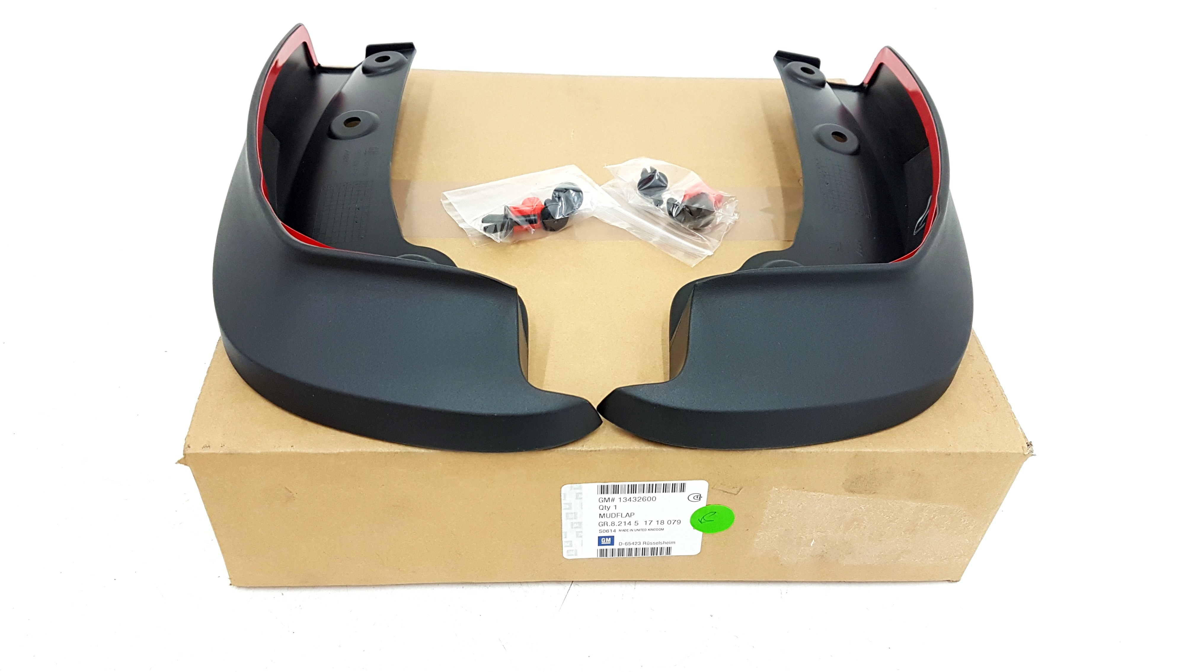 Bavete noroi fata Opel Corsa E original GM Accesorii Opel Corsa E