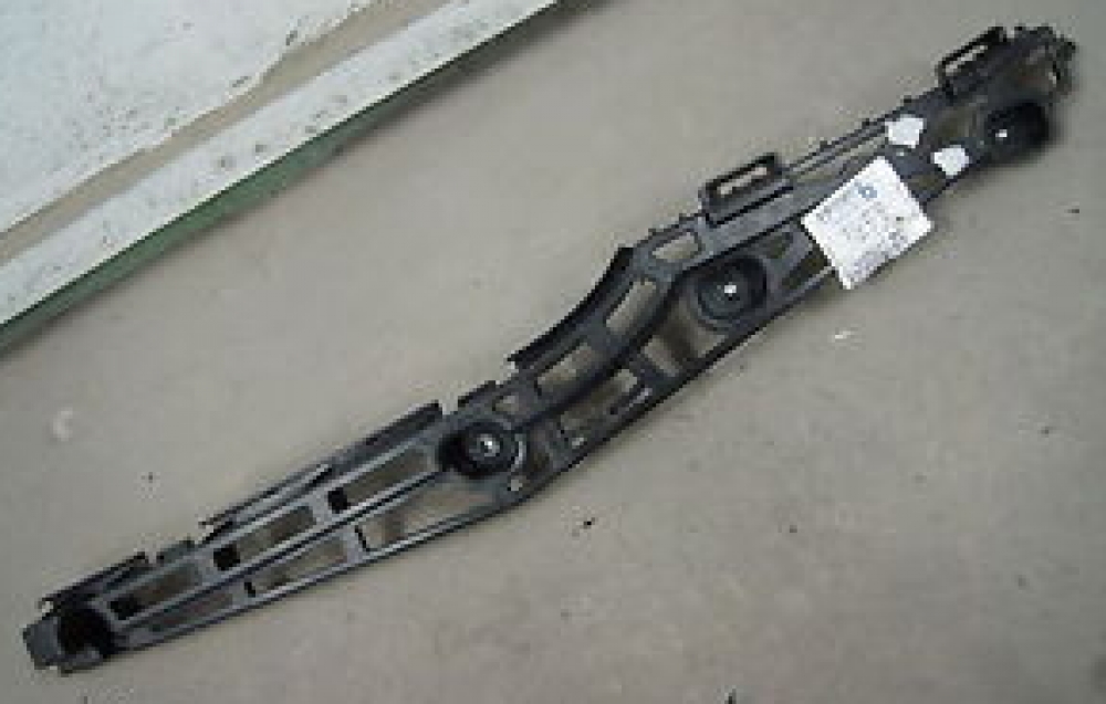 Suport bara spate central dreapta original GM Elemente de caroserie Opel Insignia A