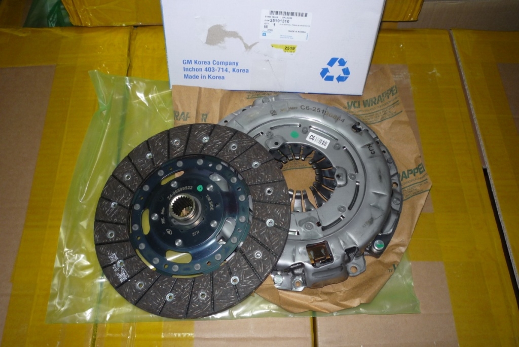 Kit ambreiaj Opel Antara 2.2 original GM