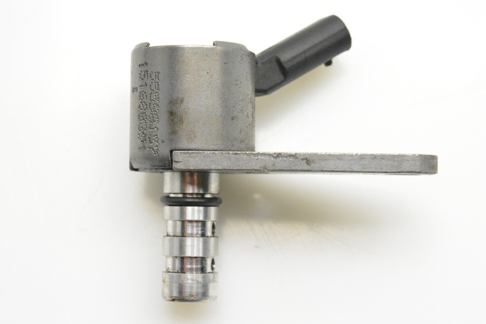 Regulator flux ulei Opel Zafira C Astra K Insignia B Astra J Insignia A Mokka Meriva B 1.6 original GM