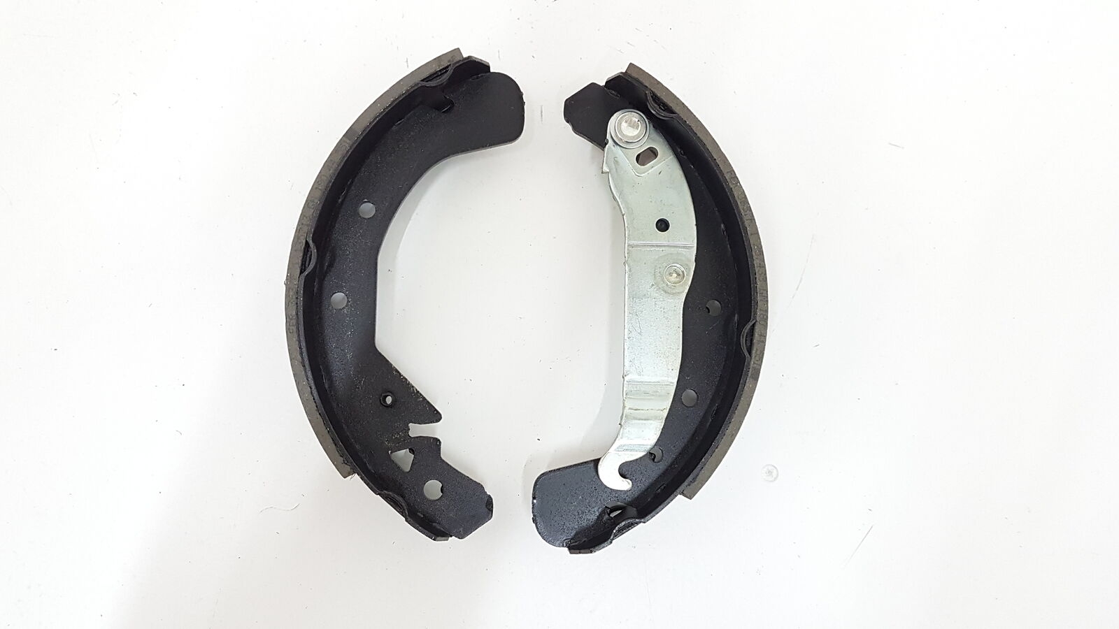 steak ballet Lodge Set saboti frana spate Opel Astra G originali GM 1605062 1605969 95516735 Pret Ieftin - RevizieShop.ro - Comanda Online steak ballet Lodge Set saboti frana spate Opel Astra G originali GM 1605062 1605969 95516735 Pret Ieftin - RevizieShop.ro - Comanda Online